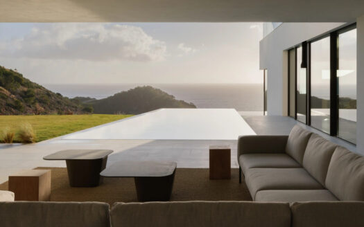 Spectacular Seafront Villa with Direct Sea Access